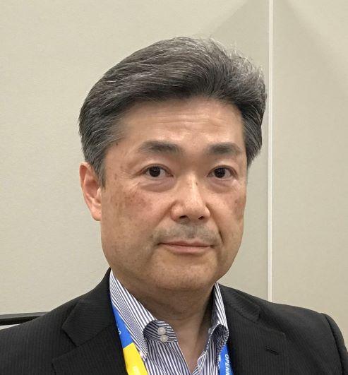 Hiroshi Suzuki headshot