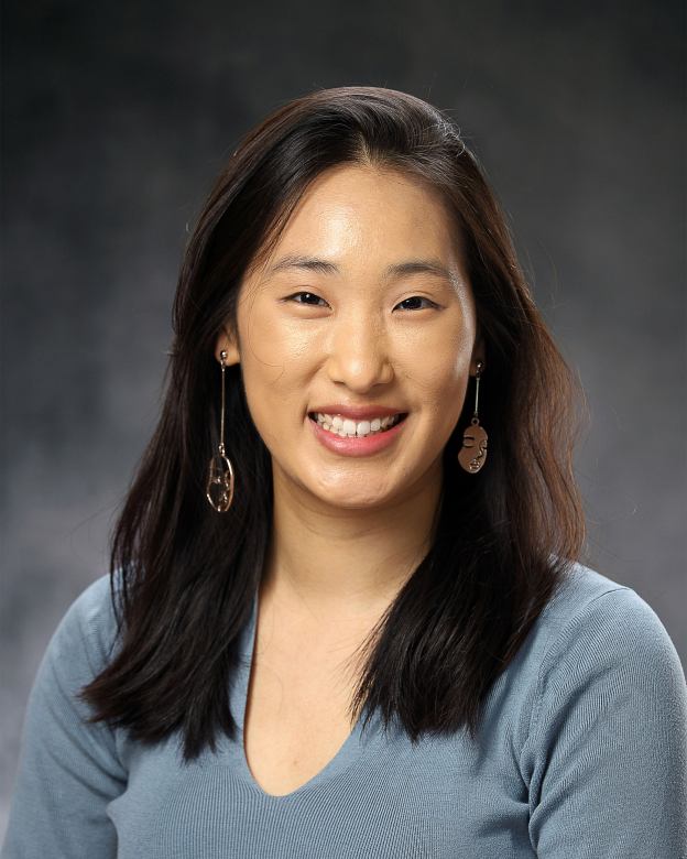 headshot of Anna Kim