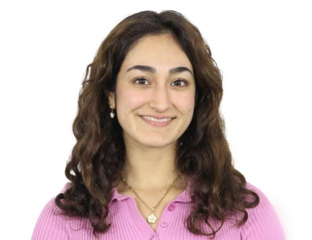 Sarina Headshot