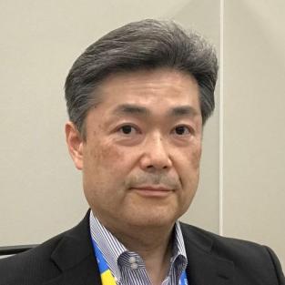 Hiroshi Suzuki headshot