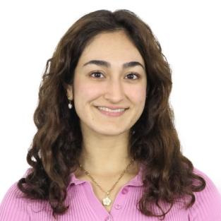 Sarina Headshot