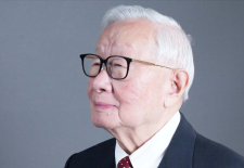 headshot of Morris Chang